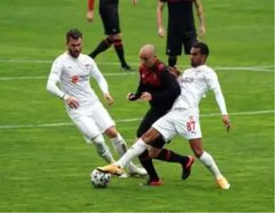 Süper Lig: Fatih Karagümrük: 0 Sivasspor: 0 (Maç devam ediyor) Süper Lig: Fatih Karagümrük: 0 Sivasspor: 0 (Maç devam ediyor)