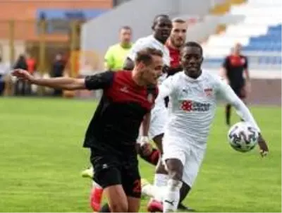 Süper Lig: Fatih Karagümrük: 1 DG Sivasspor: 1 (Maç sonucu) Süper Lig: Fatih Karagümrük: 1 DG Sivasspor: 1 (Maç sonucu)