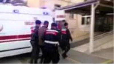 Son Dakika | Telefonla dolandırıcılık yaptığı öne sürülen şüpheli yakalandı Son Dakika | Telefonla dolandırıcılık yaptığı öne sürülen şüpheli yakalandı