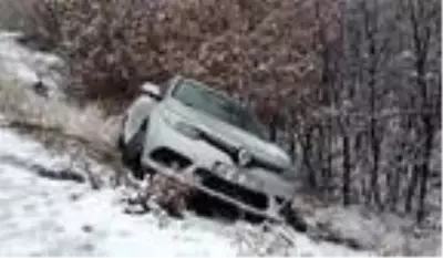 Tunceli'de kar ve tipi nedeniyle 25 köy yolu ulaşıma kapandı Tunceli'de kar ve tipi nedeniyle 25 köy yolu ulaşıma kapandı