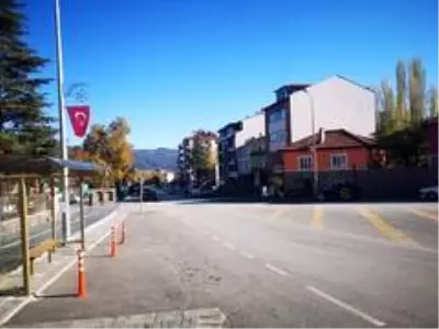 Sokağa çıkma kısıtlamasını yanlış anlayan vatandaşlar bu ilçede yasağı erken başlattı