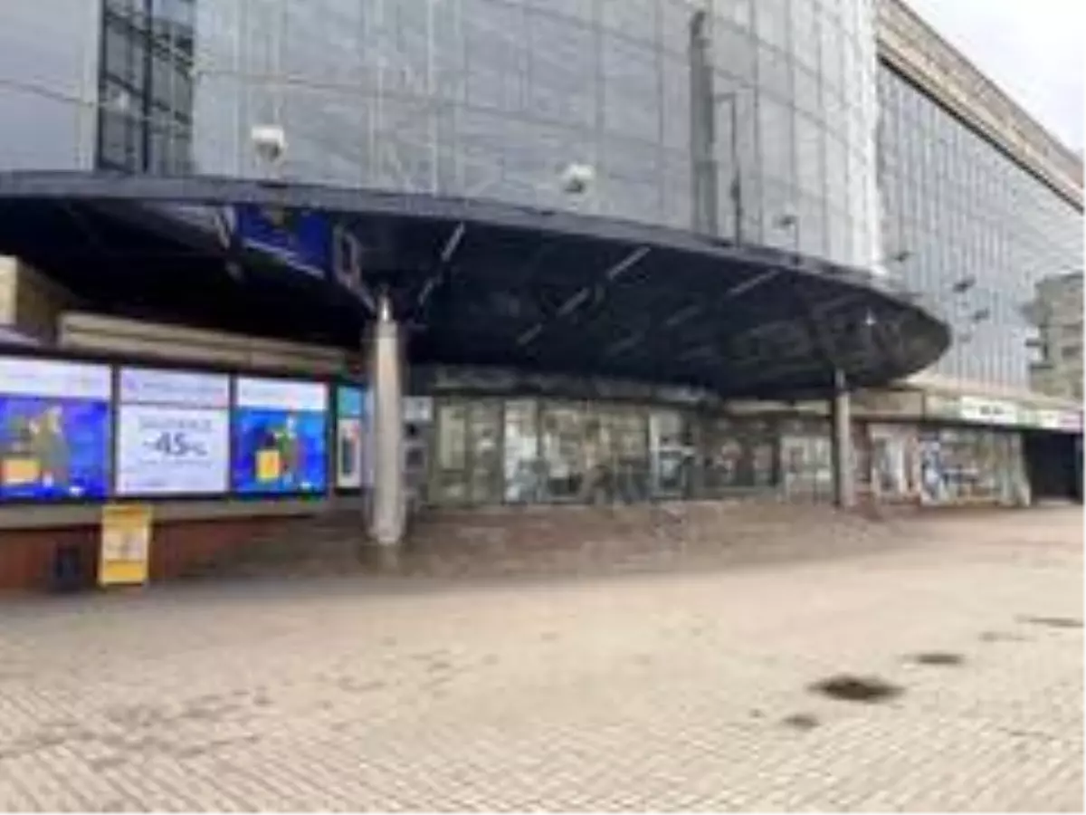 Ukrayna'da hafta sonu uygulanan Covid-19 yasakları devam ediyorKiev sokakları sakinliğini koruyor