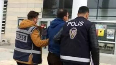 Elazığ'da şok baskınla yakalanan uyuşturucu taciri tutuklandı Elazığ'da şok baskınla yakalanan uyuşturucu taciri tutuklandı
