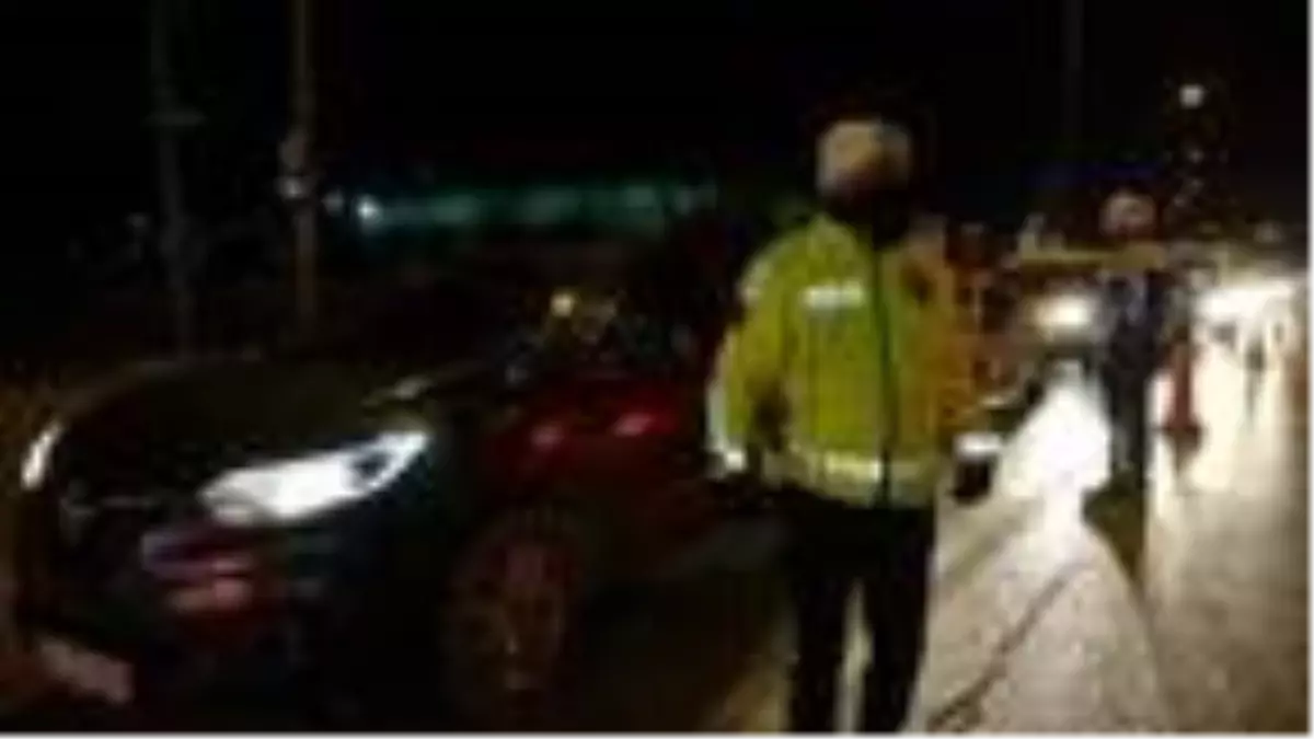 Son dakika haberi: Yasaklar başladı, polis kontrol noktalarını artırdı