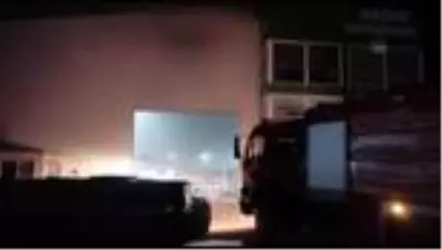 Yat üretimi yapan fabrikada çıkan yangın söndürüldü