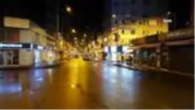 Malatya'da cadde ve sokaklar boş kaldı Malatya'da cadde ve sokaklar boş kaldı