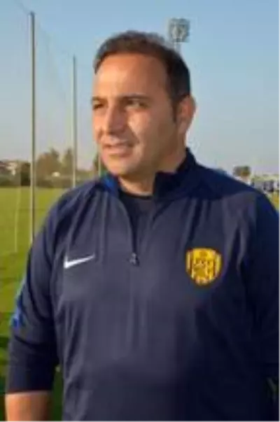 Ankaragücü'nde teknik direktör Fuat Çapa ile yollar ayrılıyor