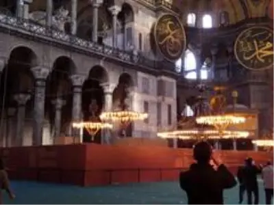 Ayasofya'da dev iskele 7 yıl sonra kaldırıldı