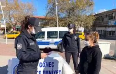Son dakika haber | Balıkesir polisinden kadınlara 'KADES' brifingi Son dakika haber | Balıkesir polisinden kadınlara 'KADES' brifingi