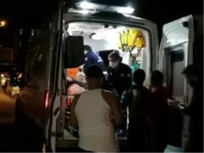 Bıçaklanan adam yardım istemek için evine koştu