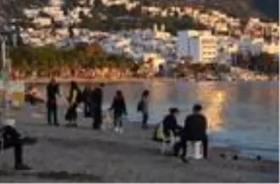Bodrum'da cadde ve sokaklar boşaldı Bodrum'da cadde ve sokaklar boşaldı
