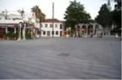 Bodrum'da cadde ve sokaklar boşaldı Bodrum'da cadde ve sokaklar boşaldı