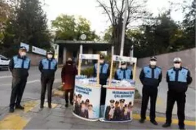 Büyükşehir, sınav heyecanı yaşayan adayları yalnız bırakmadı Büyükşehir, sınav heyecanı yaşayan adayları yalnız bırakmadı