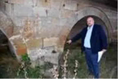 Çatlaklar oluşan tarihi Uzunköprü için koruma talebi Çatlaklar oluşan tarihi Uzunköprü için koruma talebi