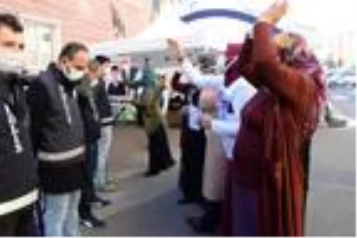 Son dakika haber... Evlat nöbetindeki ailelerden HDP'lilere: Çocuk hırsızları