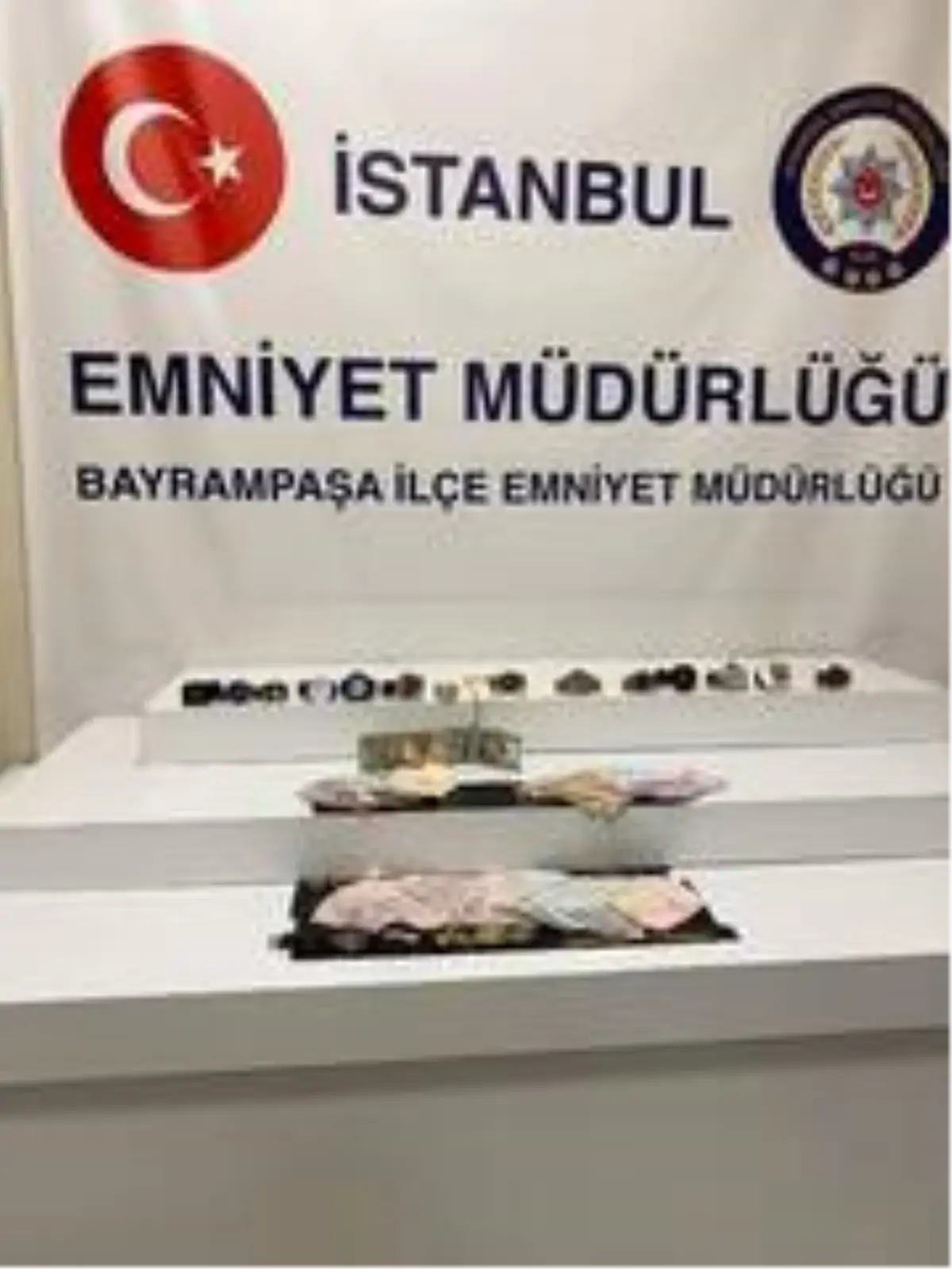 Son dakika... 'FETÖ soruşturmasında adınız geçti' diye dolandırıcılık yapan 2 kişi tutuklandı