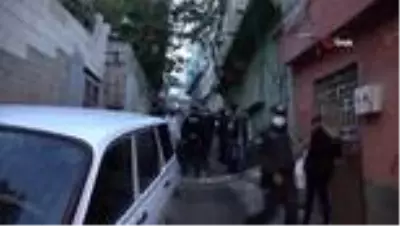 Gaziantep'te silahlı yol verme kavgası: 2 yaralı