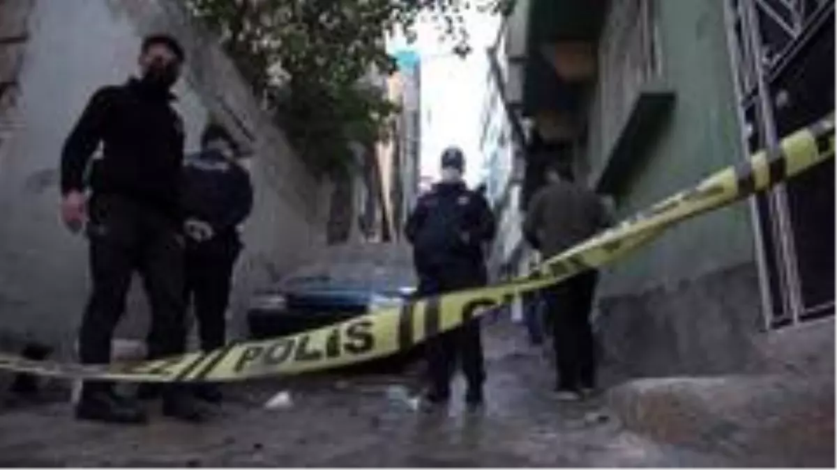 Gaziantep'te silahlı yol verme kavgası: 2 yaralı