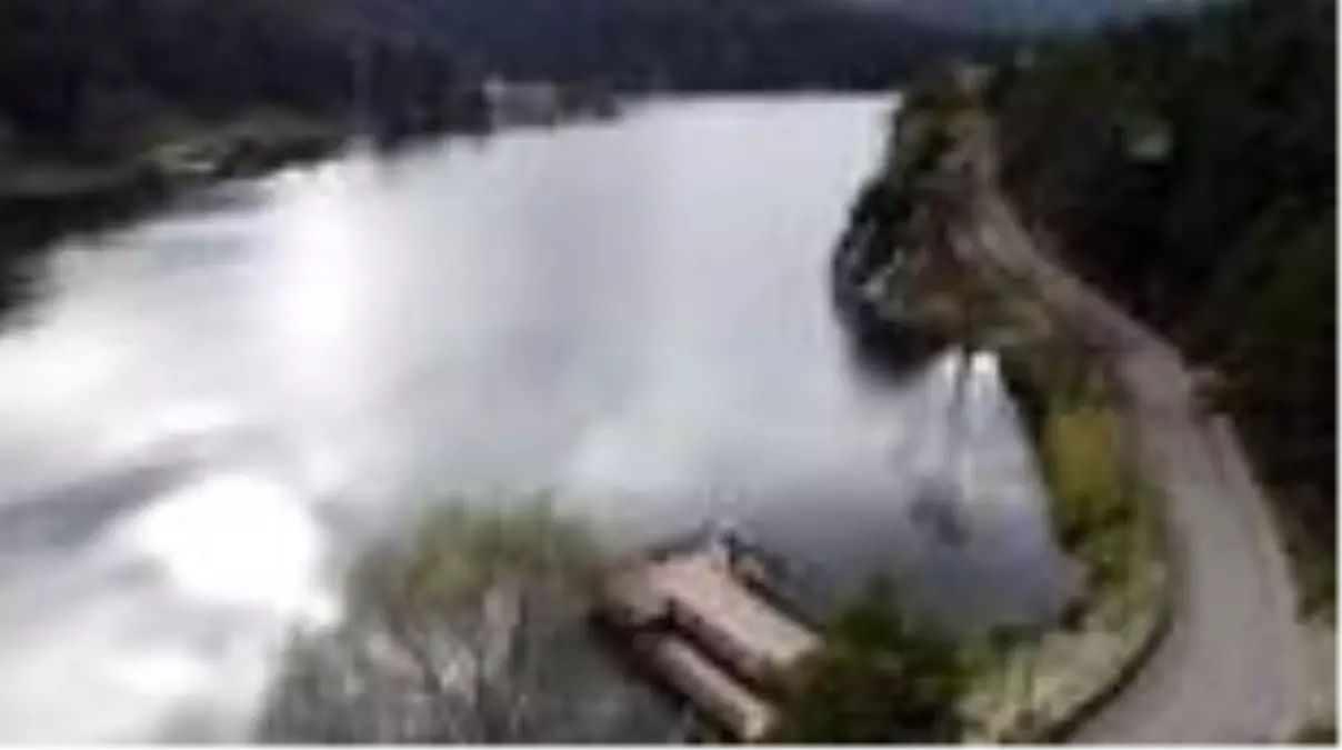 Son dakika haberleri: Gölcük Tabiat Parkı'nda Kovid-19 salgını tedbirleri sessizliği