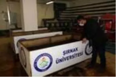 Günde 1 saat çalışarak ayda 3 ton solucan gübresi üretiyor Günde 1 saat çalışarak ayda 3 ton solucan gübresi üretiyor
