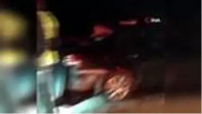 Hatay'da sokağa çıkma kısıtlamasının başlamasına dakikalar kala kaza: 2 ölü, 2 yaralı Hatay'da sokağa çıkma kısıtlamasının başlamasına dakikalar kala kaza: 2 ölü, 2 yaralı