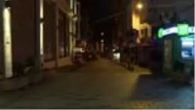 İstanbul, sokağa çıkma kısıtlamasının başlamasıyla sessizliğe büründü (3) İstanbul, sokağa çıkma kısıtlamasının başlamasıyla sessizliğe büründü (3)