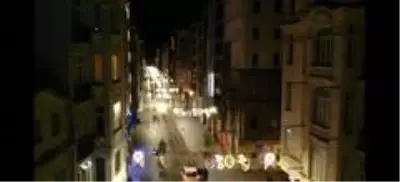 İstiklal Caddesi boş kaldı