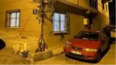 İzmir'de soba faciası! Gazdan zehirlenen baba öldü, oğlu yaralı İzmir'de soba faciası! Gazdan zehirlenen baba öldü, oğlu yaralı