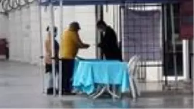 Doğu Akdeniz'de sokağa çıkma kısıtlamasının bitmesiyle hareketlilik başladı Doğu Akdeniz'de sokağa çıkma kısıtlamasının bitmesiyle hareketlilik başladı