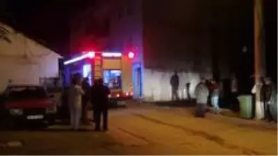 Son dakika! Karantinada kalan ailenin evinde yangın çıktı Son dakika! Karantinada kalan ailenin evinde yangın çıktı