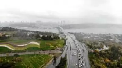 Kısıtlamada 15 Temmuz Köprüsü'ndeki denetimler havadan görüntülendi Kısıtlamada 15 Temmuz Köprüsü'ndeki denetimler havadan görüntülendi