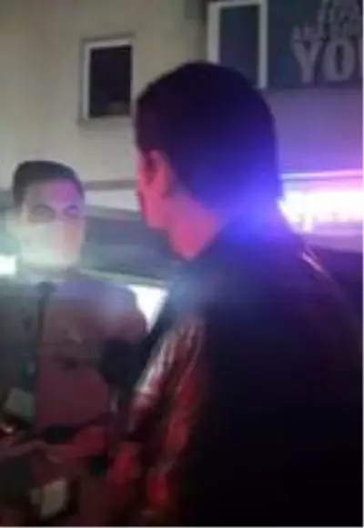 Son dakika haberleri... Kısıtlamayı ihlal eden şüpheliler kovalamaca sonucu yakalandı Son dakika haberleri... Kısıtlamayı ihlal eden şüpheliler kovalamaca sonucu yakalandı