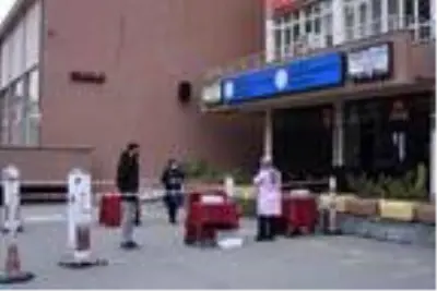 Konya'da, pazar sabahı sokak kısıtlamasına uyuldu Konya'da, pazar sabahı sokak kısıtlamasına uyuldu