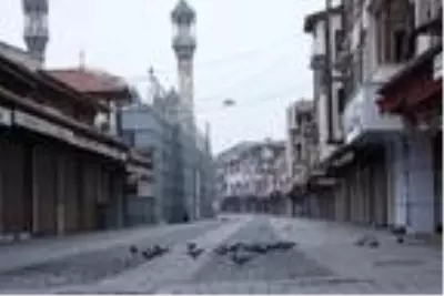 Konya'da, pazar sabahı sokak kısıtlamasına uyuldu Konya'da, pazar sabahı sokak kısıtlamasına uyuldu