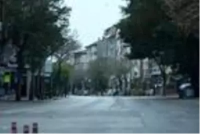 Konya'da, pazar sabahı sokak kısıtlamasına uyuldu Konya'da, pazar sabahı sokak kısıtlamasına uyuldu