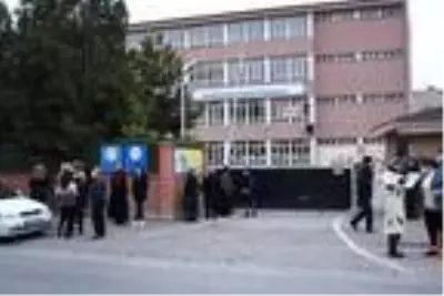 Konya'da, pazar sabahı sokak kısıtlamasına uyuldu Konya'da, pazar sabahı sokak kısıtlamasına uyuldu