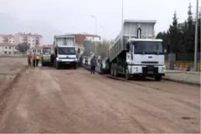 Melikgazi'de asfalt çalışmaları tam gaz devam ediyor Melikgazi'de asfalt çalışmaları tam gaz devam ediyor