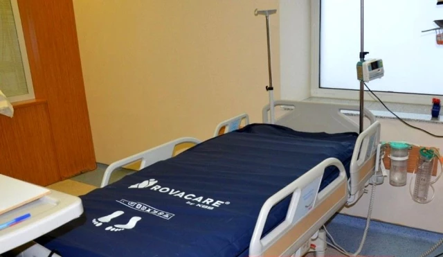 Nazilli Devlet Hastanesi�ne yatalak hastalar için �şişme yatak