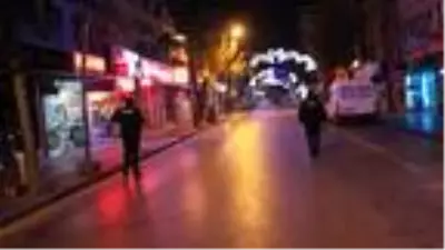 Niğde?de polis kısıtlama uyarısında bulundu Niğde?de polis kısıtlama uyarısında bulundu