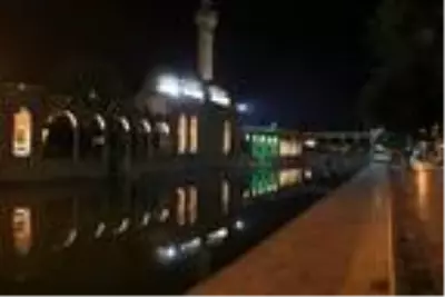 Şanlıurfa'nın tarihi yerleri ve sokakları boş kaldı