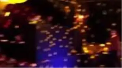 Şişli'de eğlence mekanındaki 142 kişiye 451 bin 560 lira ceza kesildi Şişli'de eğlence mekanındaki 142 kişiye 451 bin 560 lira ceza kesildi