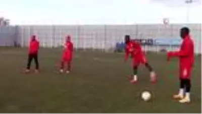Sivasspor, Karabağ maçı hazırlıklarına başladı