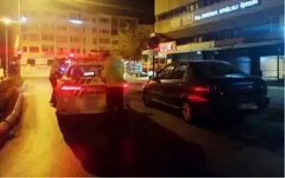 Sokağa çıkma kısıtlamasında alkollü yakalandı