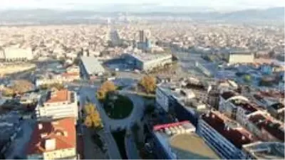 Sokağa çıkma kısıtlamasının son saatlerinde Bursa'da sessizlik hakim Sokağa çıkma kısıtlamasının son saatlerinde Bursa'da sessizlik hakim