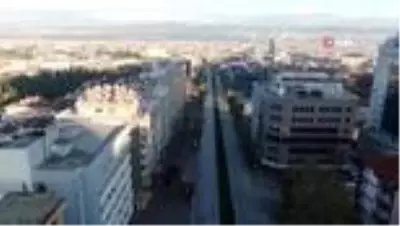 Sokağa çıkma kısıtlamasının son saatlerinde Bursa'da sessizlik hakim Sokağa çıkma kısıtlamasının son saatlerinde Bursa'da sessizlik hakim