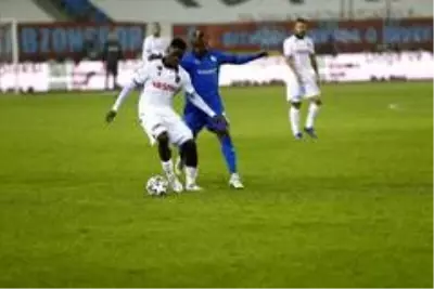 Süper Lig: Trabzonspor: 1 - Büyükşehir Belediye Erzurumspor: 0 (Maç sonucu)