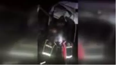 Tırla kamyon çarpıştı: 1 ölü Tırla kamyon çarpıştı: 1 ölü