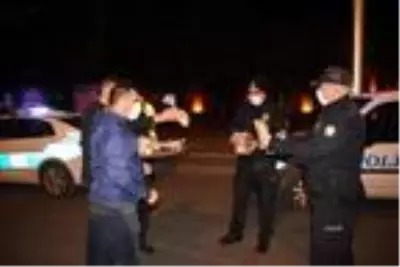 Tokat'ta denetim yapan polislere çorba ikramı Tokat'ta denetim yapan polislere çorba ikramı