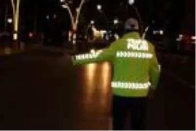 Tokat'ta denetim yapan polislere çorba ikramı Tokat'ta denetim yapan polislere çorba ikramı