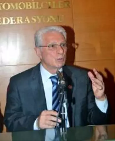 TŞOF Başkanı Apaydın'dan sürücülere TŞOF Başkanı Apaydın'dan sürücülere